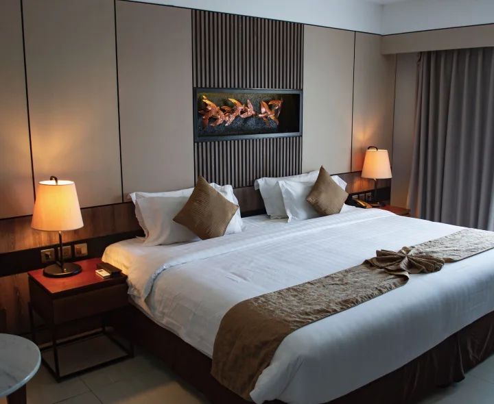 Explore Our Rooms - 九游会